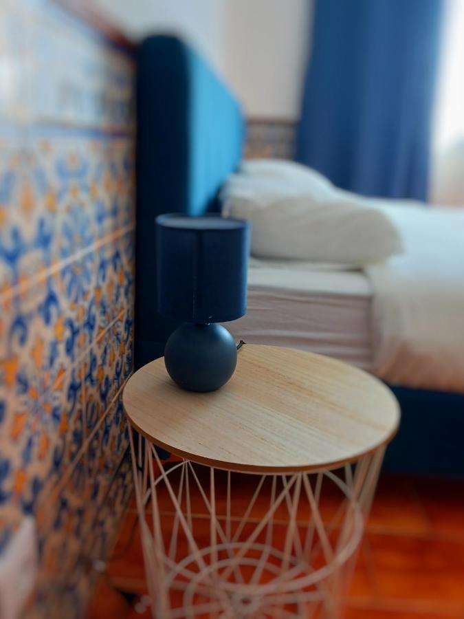 Rooms 10 Mins Walk From Train Station! Agualva-Cacem Exterior foto